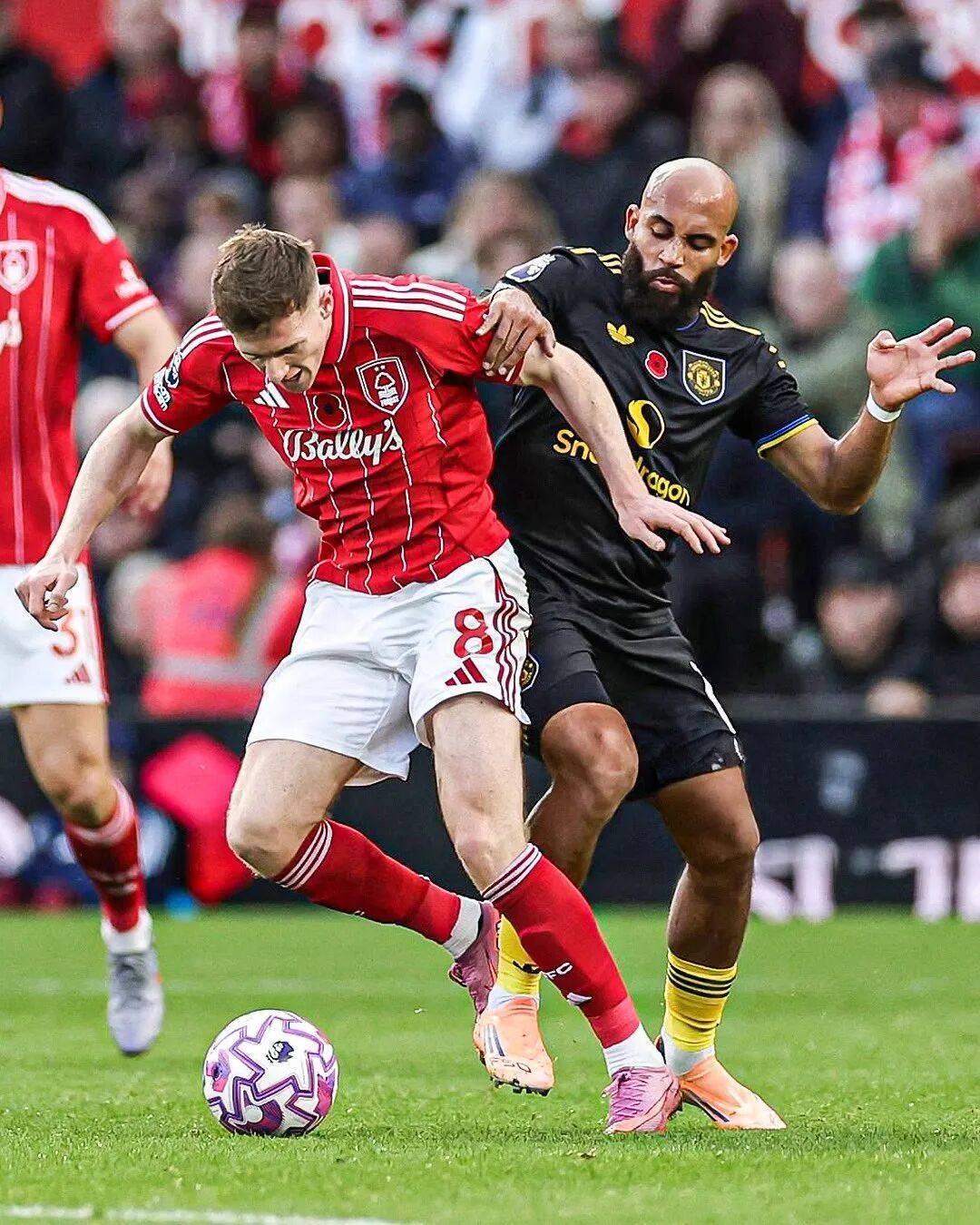 曝曼联验货成功欲7000万签新中场！阿莫林冬窗就想买，一人最现实